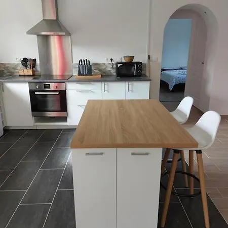 Jolie Maison Entre Terre Et Feriehus