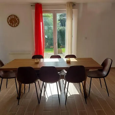 Jolie Maison Entre Terre Et * Lithaire